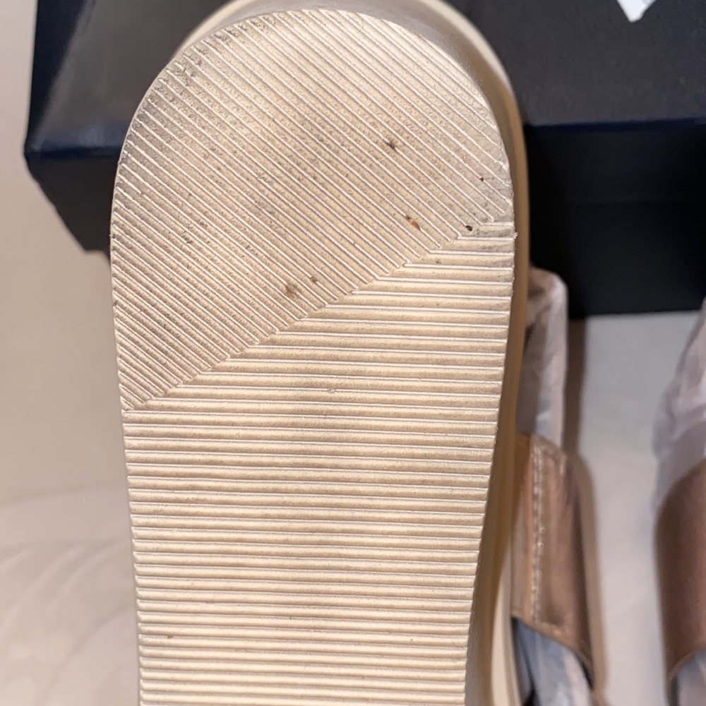 Naturalizer size 10 worn once original box - Picture 5 of 11